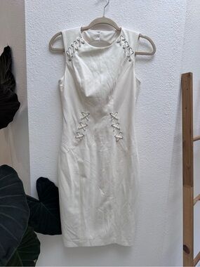 Cache Vintage Y2K Clubbing Dress White Sleeveless Lace-Up Sheath Midi Bodycon 2